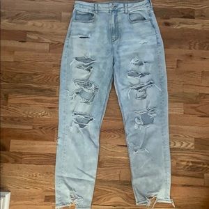 American Eagle Stretch Curvy Mom Jean